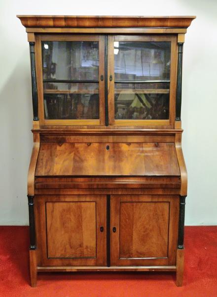 Stodola.cz - Sekretář s vitrínou