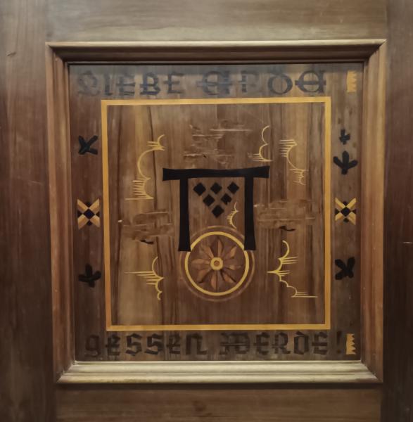 Stodola.cz - Skříň